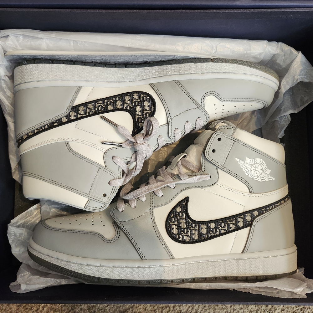 Dior Air Jordan 1 Leather High-Top Sneakers in Beige & White Men's US 13